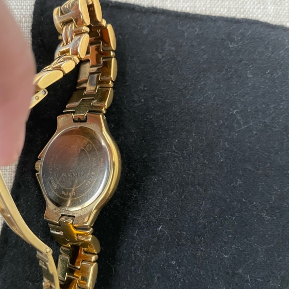 Vintage Movado Ladies Watch - Picture 2 of 4